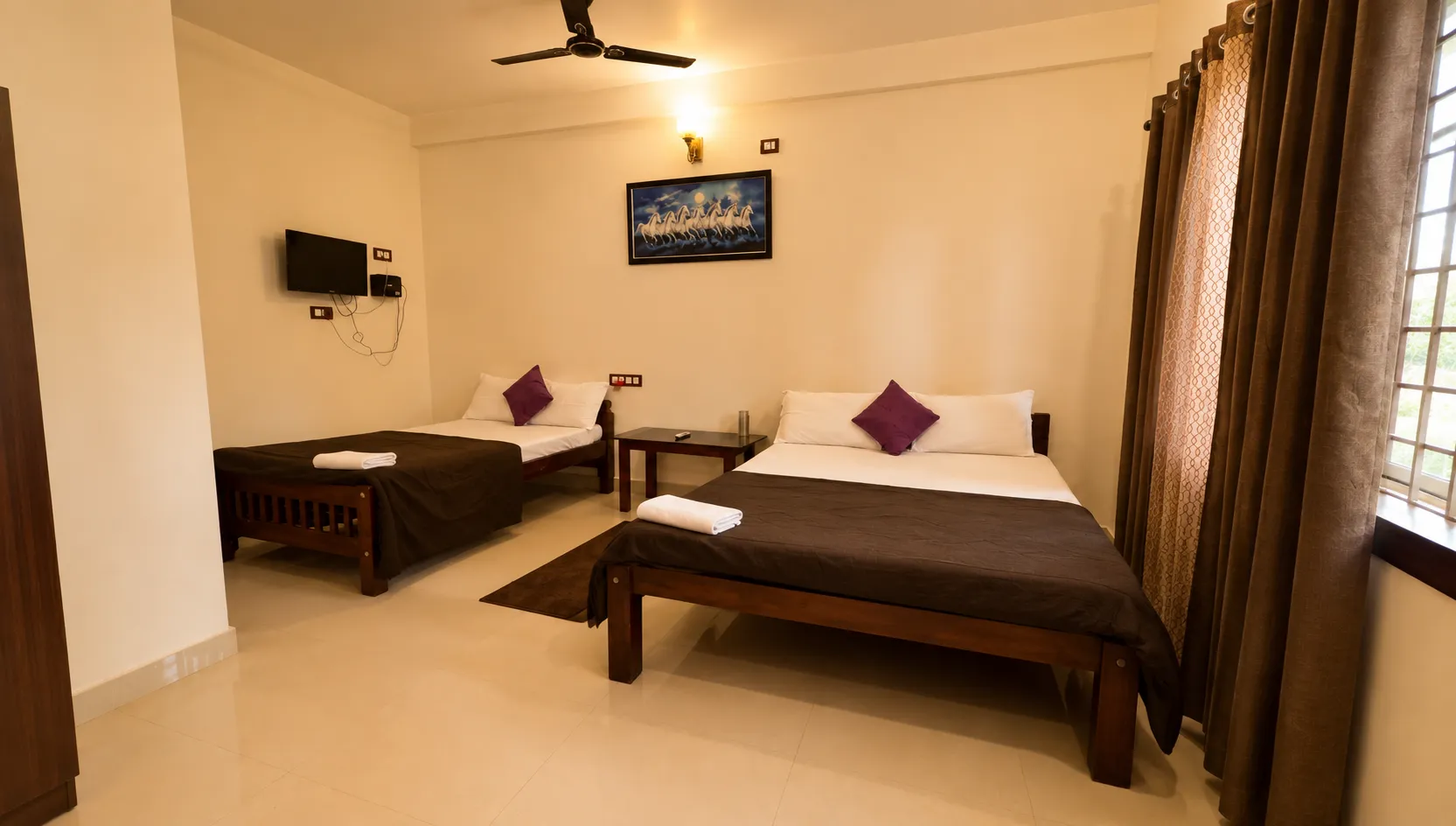 3-Sharing Room 3