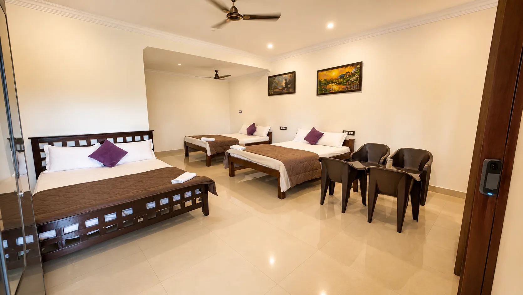 5-Bed Sharing Room